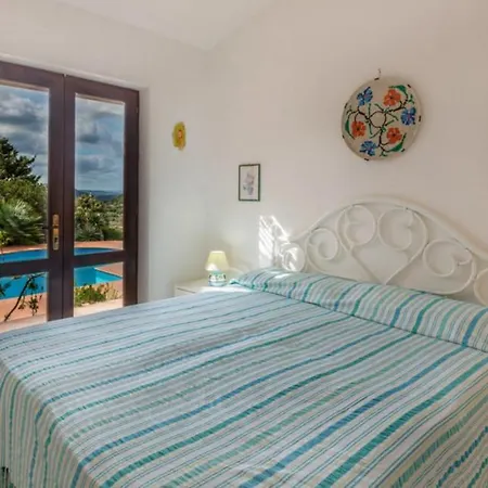 Paolina - Infinityholidays * Costa Paradiso
